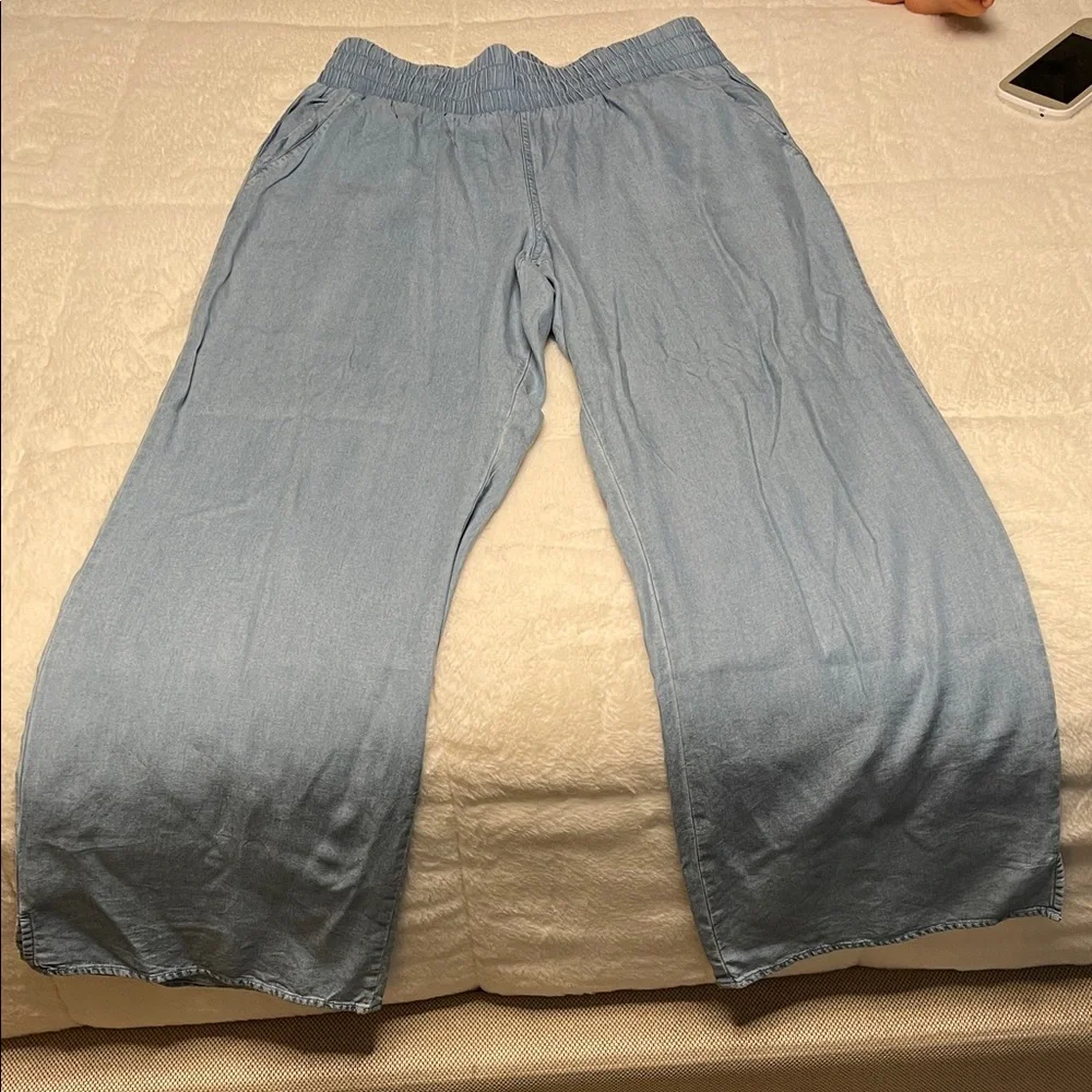 Calvin Klein Light Wash Wide Leg Pants - Picture 2 of 8